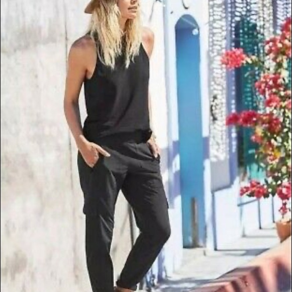 Athleta Cargo pant